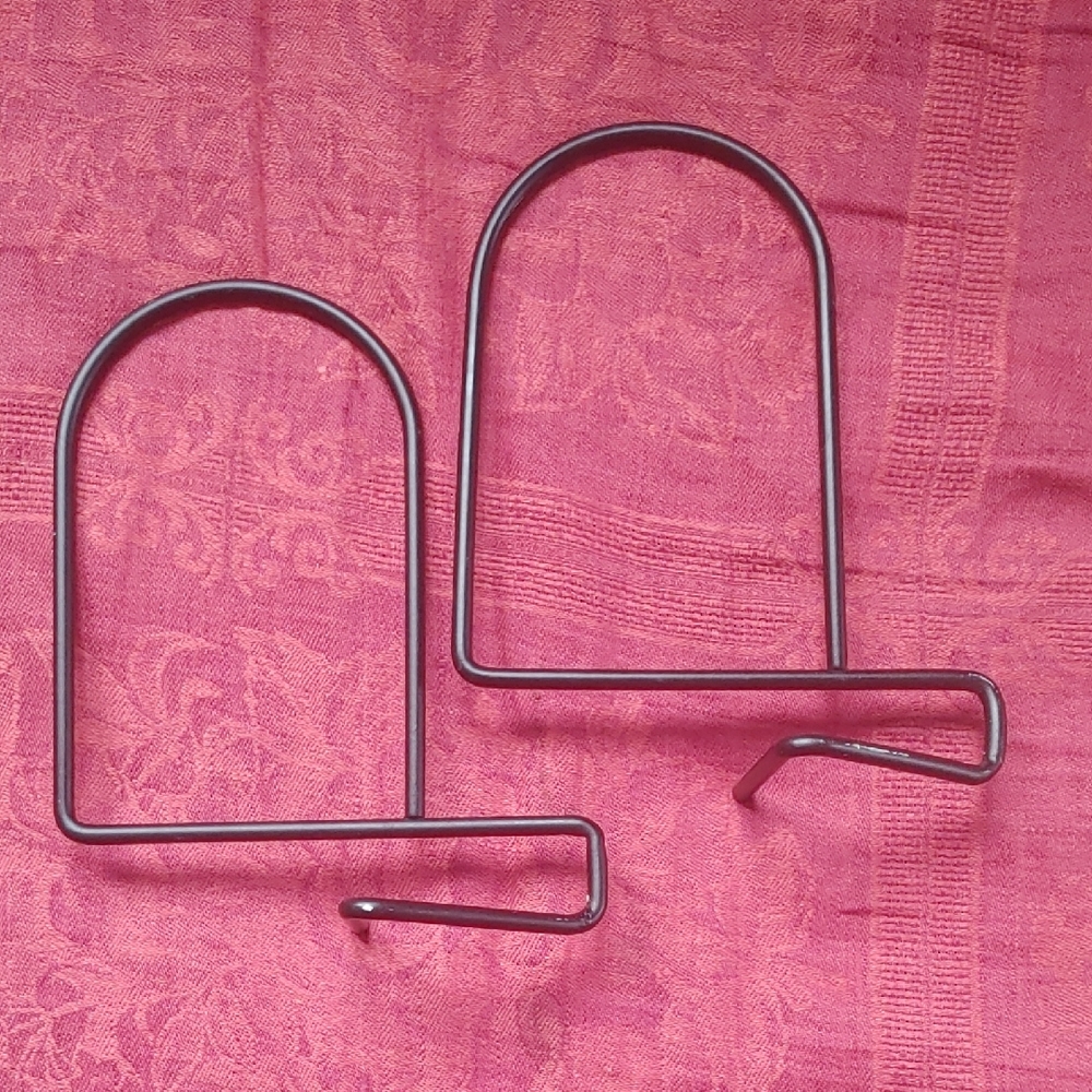 Ikea flit Minimalist Bookends
